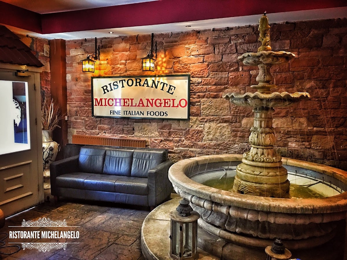 Michelangelo Bar & Restaurant